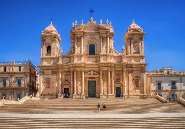 Tour 8 - Siracusa, Ortigia and Noto